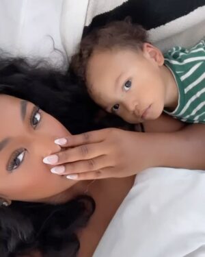 Miracle Watts Instagram - I just love being his “MOM”. The greatest gift on earth.
I swear I wake up so happy every morning, like this just can’t be real…. My Xi Xi 4L❤️