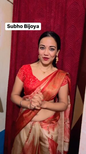 Mishti Basu Instagram - Subho Bijoya everyone 🙏❤️

#realpallavibasu #subhobijoya #subhobijoya🙏