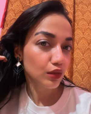 Mishti Basu Instagram - 🔥🔥

#realpallavibasu #actress #actresslife #picoftheday