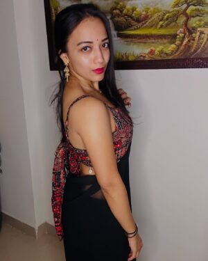 Mishti Basu Instagram - Hey check my bio link 🔥🔥

#realpallavibasu