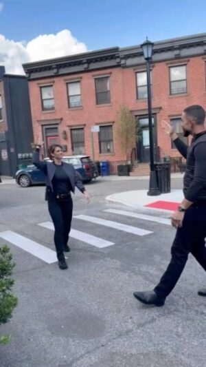 Missy Peregrym Instagram - Walking into season 7 like…
