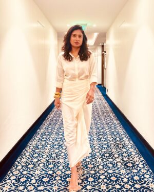 Mithali Raj Instagram - Stepping into the moment effortlessly 🕊️

Outfit: @nouria_official 
Styled by: @ashimash 

#Events #Travel #Fashion #Photography