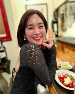 Miwako Kakei Instagram - ☺️🍷🍝
今年も楽しくいきましょお〜