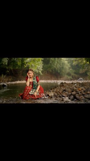 Monali Thakur Instagram - It is out now!.. This happy official music video of our happy song “Haalo Haalo”..!! Dance your hearts out!!♥️🌸🧚🏻‍♀️✨💃🏻..
.
.
#monali #monalithakur #newsong #musicvideo #dance #happiness #newsingle