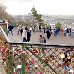 Monserrat Torrent Instagram - 🇫🇷Alguien reconoce estos lugares? 👀 Sólo les digo que no pude encontrar a Gabriel 😄.

Resumen de mi más reciente viajecito a París. 
En 2024 visité 3 veces esta hermosa ciudad, la última fue con mi madre ❤️ una experiencia demasiado especial que quedará para siempre en mi corazón.

👉🏻 Si van a París y quieren hacer un buen tour por la ciudad y conocer locaciones de series y películas, escríbanle a @viveparisvoila 💫

#paris #europe #instalike #instadaily #trip #vacationmode