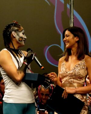 Monserrat Torrent Instagram - Qué hermoso es ser parte de iniciativas tan lindas y geniuinas como el Encuentro Nacional de Pole & Dance 😃🙌🏻💕 Una gran gala que reúne a escuelas de Pole Dance de todo Chile, con el fin de promover y potenciar esta preciosa disciplina y lo más importante, haciéndolo desde la unión, el apoyo y el amor que cada uno de los artistas e instructores ponen en este deporte. Qué bonito es ver a tantas escuelas unidas 😃

Gracias a los más secos organizadores @invictvspolesportdancestudio @rickii_pole @felipemendozap por confiar en mí y permitirme estar sobre este mágico escenario una vez más ✨ Gracias por luchar por la unión del Pole en Chile, por ser tan generosos, por seguir siendo los referentes e inspiradores para muchas y muchos y por siempre ser los profesionales más dedicados y mejores personas 💕 Se les admira un montón!!!

Gracias por tanto!!! 

📸 @paloma.pole gracias por las fotitos

Gracias como siempre también a mi @nicobarrios por estar en cada momento ❤️ 

#poledance #poledancer #pole #poleart