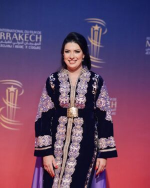 Mounia Lamkimel Instagram - @marrakechfilmfestival 
مع العمر @naamanadil 

حطيت الالبوم لي وصلني كااامل حيث ماعرفتش شنو نختار🫣 شكرا بزاااااف @tendancevision 
بغيت نقول شكرا لادارة المهرجان على حفاوة الاستقبال شكراً للاعلام المغربي على التتبع والمساندة 🇲🇦♥️
شكرا العزيزة الغالية @zor.creations  على اللبسة الهماوية لي تمتعت وانا لابساها ورغم الظروف الصحية والانشغالات إلا انك كنتي متمكنة من حرفتك ولبستيني أنا وعادل على أكمل وجه
شكرا من القلب اخويا وصديقي المتميز @halim_barakat_official لي ماكنتيق إلا فيه ولي شرف على الماكياج والشعر فوقت خرااافي وعطى نتيجة حبييييييتها😌♥️