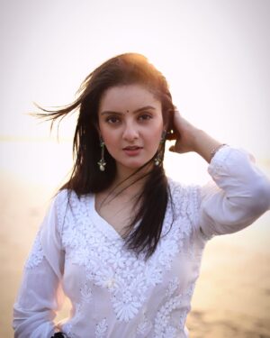 Mrinal Navell Instagram - Jogan 🤍
.
.
.
.
📸:- @the_pixeleyes 
.
.

#insta #instagood #love #art #photography #mrinalnavell #ootd #photography #photooftheday #fyp #sunsets #beach #sunsetphotography 
Trending, fyp, insta, photoshoot, photography, actor, mumbai