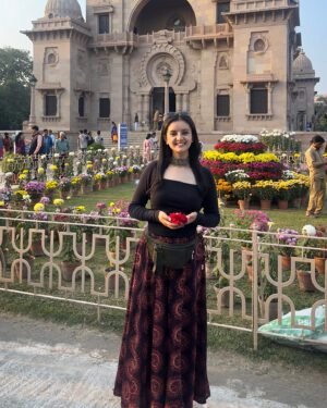 Mrinal Navell Instagram - “As many faiths, so many paths.”
-Sri Ramkrishna Parmahansa 
#belurmath 
.
.
.
.
.
.

#instagood #love #insta #mrinalnavell #fyp #artist  #art #instadaily #vibe #vacay #kolkata #travel #travelphotography #photooftheday 
(Insta, love, fyp, ootd , trending, artist, travel, kolkata )