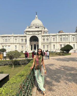 Mrinal Navell Instagram - संगेमरमर ❄️

.
.
.
.

#instagood #love #insta #mrinalnavell #fyp #artist  #art #instadaily #vibe #vacay #kolkata #travel #travelphotography #photooftheday 
(Insta, love, fyp, ootd , trending, artist, travel, kolkata )