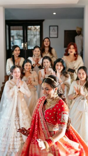 Mrunal Panchal Instagram - HEARTFELT REACTION❤️😭
.
.
.
📸 @magicmotionmedia ✨