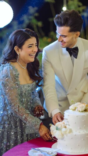 Mrunal Panchal Instagram - Turning the dance floor into our little love story ✨🥂
.
.
#milgayavohi 
📸 : @magicmotionmedia