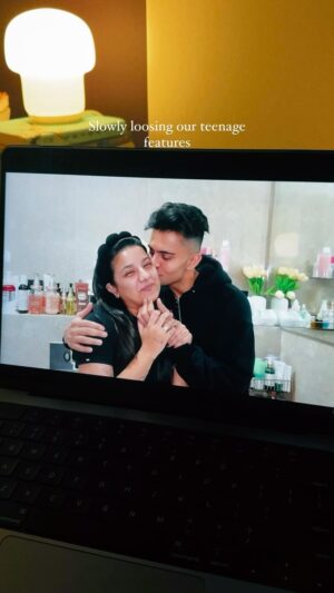 Mrunal Panchal Instagram - I love you ❤️ @anirudhh_sharma
.
Sorryyyy losing Likhna tha but loosing hogaya 😂🥰 FOREVVVAAAAA YOUNNGGGGGG