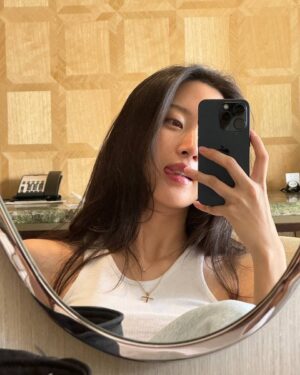 Mun Ka-young Instagram - 🥤🫶🏻