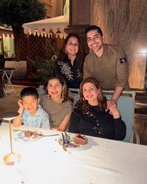 Munisha Khatwani Instagram - Happy bday to the best mum in the world .. m so privileged to have a wonderful mum like you .. hope you are enjoying Abu Dhabi and Dubai .. stay blessed love you tons @khatwanishirley @nikki_kuck @sohalk 🩷🩷