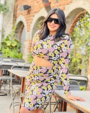 Naina Sarwar Instagram - Evening cuter than i 🫰🏻