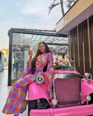 Nancy Isime Instagram - Last days of 2024 Fam!💜

What are you most grateful for? 

I’m grateful for Life, good health, peace of mind, good friends, great career, amazing staff, amazing clients, good books, Joy!, good food, beautiful trips/breaks, great connections and meaningful conversations! 

2024 has been a year of incredible highs and lows, Lessons and Blessings, Wins and Losses, but in all a Great Year!!! 
Majority of the items on my vision board ticked!!😍

Thank you 2024🙏🏼 

👗: @sgtcclothing 
💇‍♀️: @mizwanneka 
📍: @euphoria_bysujimoto