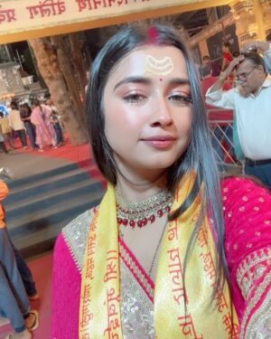 Nancy Roy Instagram - Blessed & grtful ❤️ thnq so much @aajtak for a wonderful day out …also thnq so much @dangal_tv_channel ❤️for giving me such grt platform 💕#MANNSUNDER 🤌🌹