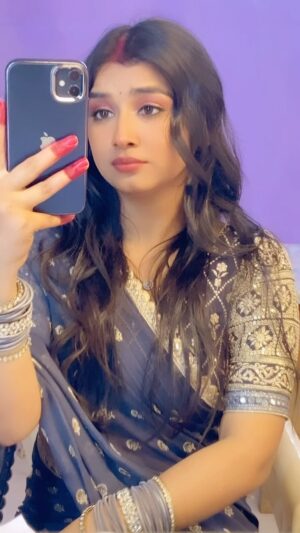 Nancy Roy Instagram - Self-obsessed…♥️
