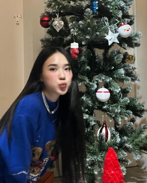Narilya Gulmongkolpech Instagram - 🎄🎅🏻✨