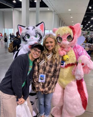 Natalie Alyn Lind Instagram - more from wondercon !! 
last slide is me realizing i didn’t take the only direction i was given :)