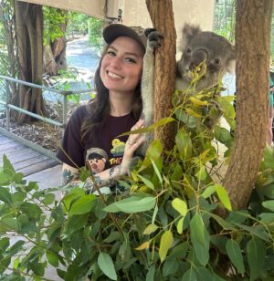 Natalie Cuomo Instagram - I love it here. ❤️

Can’t believe I’m fortunate enough that my stand up led me to Australia with my best friend!! 

Tomorrow is the first show - @sitdowncomedyclub in Brisbane ! 17 Jan is Melbourne at @staygoldmelbourne and we’re finishing off the trip in Sydney at @comedystoresyd on 19 Jan. Melbourne is almost sold out! Make sure you get your tix 🦘🐨