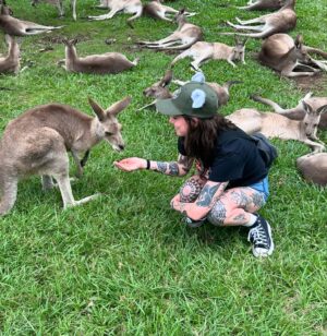 Natalie Cuomo Instagram - I love it here. ❤️

Can’t believe I’m fortunate enough that my stand up led me to Australia with my best friend!! 

Tomorrow is the first show - @sitdowncomedyclub in Brisbane ! 17 Jan is Melbourne at @staygoldmelbourne and we’re finishing off the trip in Sydney at @comedystoresyd on 19 Jan. Melbourne is almost sold out! Make sure you get your tix 🦘🐨