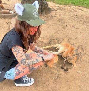 Natalie Cuomo Instagram - I love it here. ❤️

Can’t believe I’m fortunate enough that my stand up led me to Australia with my best friend!! 

Tomorrow is the first show - @sitdowncomedyclub in Brisbane ! 17 Jan is Melbourne at @staygoldmelbourne and we’re finishing off the trip in Sydney at @comedystoresyd on 19 Jan. Melbourne is almost sold out! Make sure you get your tix 🦘🐨