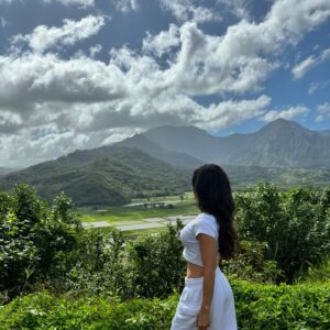 Natalie Negrotti Instagram - Feeding my soul in Hawaii visiting someone special 🌺