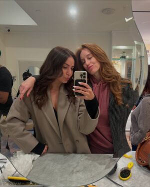 Natalie Peterson Instagram - Thank you everyone for all of the birthday wishes yesterday I felt so loved ❤️🤍 Excited to see what 27 has in store! 

#birthday #grateful #christmas #celebration #nyc #newyork