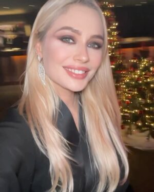 Natalya Rudova Instagram - One day of pure beauty ..😊❤️

Просто хочу это сохранить тут😻