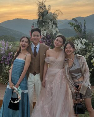 Natapohn Tameeruks Instagram - …เป็น “ความสบายใจ” ของกันและกันแบบนี้ไปตลอดเลยนะแม่ นะพ่อ 
🤍Standby each other forever🤍love you หลานป้า
@jirayu_jj @11.9.19julyjansep

📷: @snap.by.narakorn
