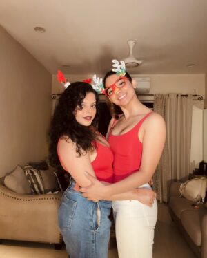 Natasha Bharadwaj Instagram - It was a week full of Christmas and love!🎄✨🤍