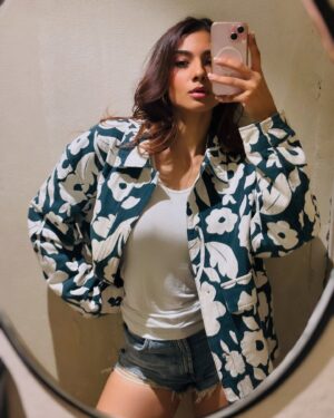 Natasha Bharadwaj Instagram - Just a photo dump kinda day!✨🎥🫶🏻🥨