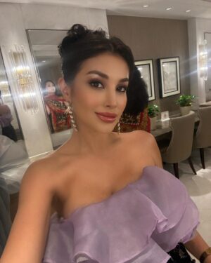 Nathalie Hart Instagram - Philippine Cancer Society Ball 
Wearing @reneesalud 👗