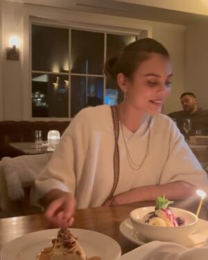 Nathalie Kelley Instagram - I’ve been deep in a creative portal so I never got around to telling everyone that I turned 40 in the most hilarious way possible: fighting a full body allergic reaction, my constant discomfort softened by the presence of my sweetest friends.  It was the least glamorous but most deeply nourishing week of my life. Tea, swimming holes, fall foliage, delicious home cooked food topped off by some interpretive dancing to Enigma. I hope the rest of this decade is as full of love, laughter, delight and rest as this week was… minus the hives please! #latelibrabirthday post🐝🌺🍵