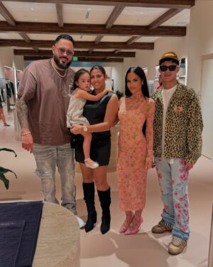 Natti Natasha Instagram - Se pasó de maravilla ! Gracias a todos por aportar amor a esta familia ♥️🫶🏼😍 HappyBirthdayReina @nattinatasha