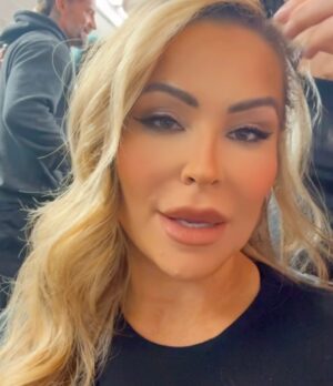 Nattie Neidhart-Wilson Instagram - Thank you, Houston❤️ thank you @usanetwork for so many amazing MONDAY NIGHT RAW memories, moments and matches. Truly grateful for them all. Very excited for our next stop, @netflix! ❤️ 

Thank you for capturing these fun shots @maxxinedupri! I appreciate you!!! 

Thank you @chosen.kaleb for the cool footage from last nights show! You rock!