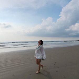 Nauheed Cyrusi Instagram - WHAT A DAY ❤️🧿🙏
#goa #beachday #beachdays #morjim #beachdaysarethebestdays #love #fyp #happiness #nature #explore #explorepage #sunset #sunsetchaser #traveler