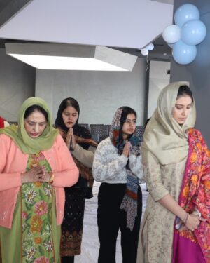 Navneet Kaur Dhillon Instagram - Blessed to have attended the soulful Sri Sukhmani Sahib Path on the auspicious day of Gurupurab at Raj Vehicles’ new Mahindra showroom in Zirakpur. Heartiest congratulations to the entire team for this beautiful beginning! May Waheguru ji’s blessings always guide them toward success, peace and prosperity. 🙏✨

@mahindra_auto @rajvehicleszirakpur @mahindra.rajvehicles @rajvehicles 
.
#Blessings #SukhmaniSahib #SpiritualStart #WaheguruJi #Congratulations #NewBeginnings