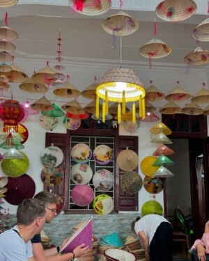 Nazanin Amiri Instagram - Hat workshop in Vietnam part 2 🇻🇳(chuong village)
@nazaninamiri_official 
#vietnam #travelgram