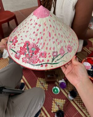 Nazanin Amiri Instagram - Hat workshop in Vietnam part 2 🇻🇳(chuong village)
@nazaninamiri_official 
#vietnam #travelgram