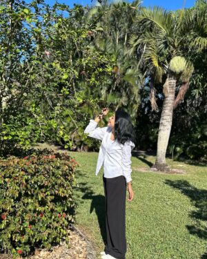 Neelanjona Neela Instagram - A sunny morning so bright, it looks like winter hit snooze and never showed up! 🌞