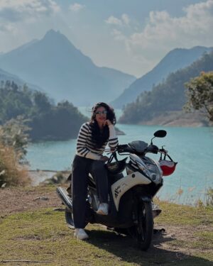 Neha Pednekar Instagram - 🪷🐾⏳🫶✌️