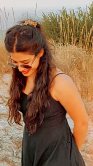 Neha Pednekar Instagram - 🥂