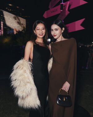 Ng Ka Yan Instagram - VOGUE LOVES HONG KONG, KAYAN LOVES PARTY AND FRIENDS 🩶 happy 5 years old @voguehongkong 

wearing @maisonmargiela @bvlgari 
hair @keith_wong_hair 
makeup @chichili 
styling @yoyokwans