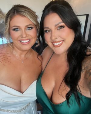 Nicole Faulkner Instagram - Wedding Season continues in South Dakota w/ my beautiful bride 💒
Hair by @styledbykd 
Makeup by me