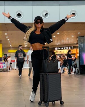 Nicole Moreno Instagram - Manifestando mis próximas vacaciones 😅😅💕
#Chile