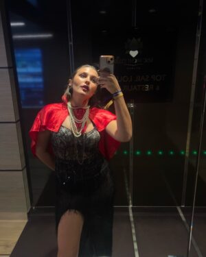 Nicole Orsini Instagram - um agradecimento especial ao roteirista da minha vida que caprichou nos últimos episódios dessa temporada 💋