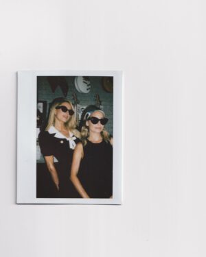 Nicole Richie Instagram - Curtains Up! Paris & Nicole: The Encore 🎶 Our 3 part reunion special is out now. Sana Saaaaaaaaaaaa.